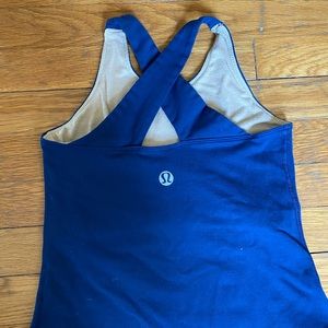 Lululemon Active yoga Top